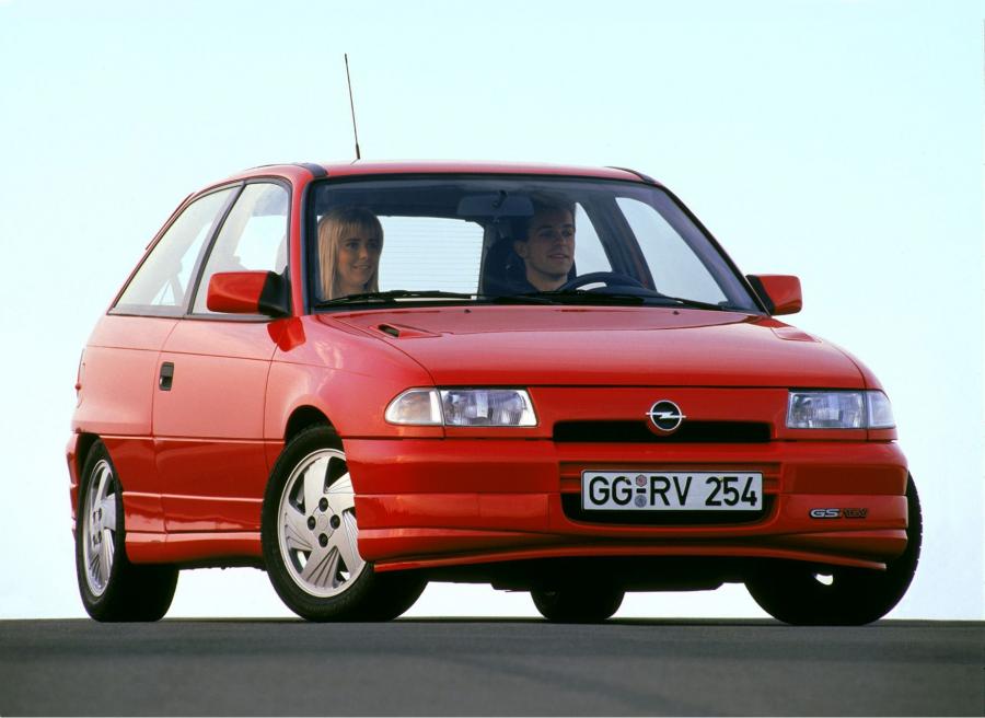  Opel Astra 1991 года  (фото 10 из 24)
